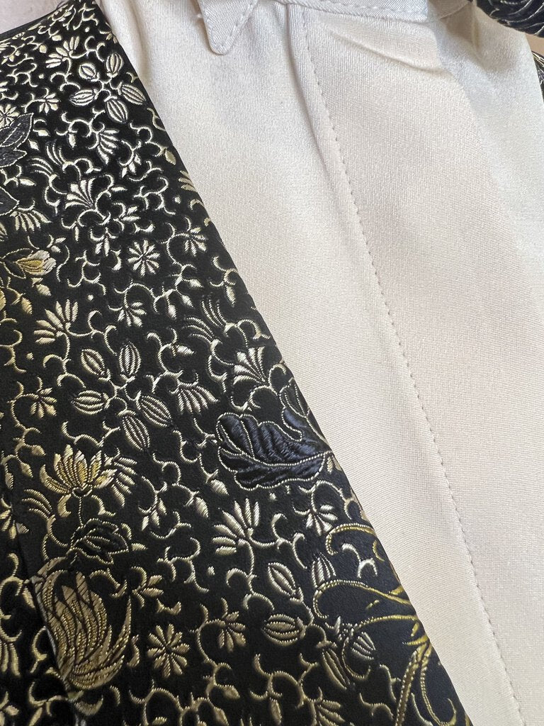 FORMAL VEST AND BOWTIE BLACK GOLD