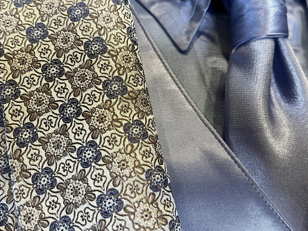 PERIWINKLE AND GOLD DEREGNAUCOURT DAY COAT