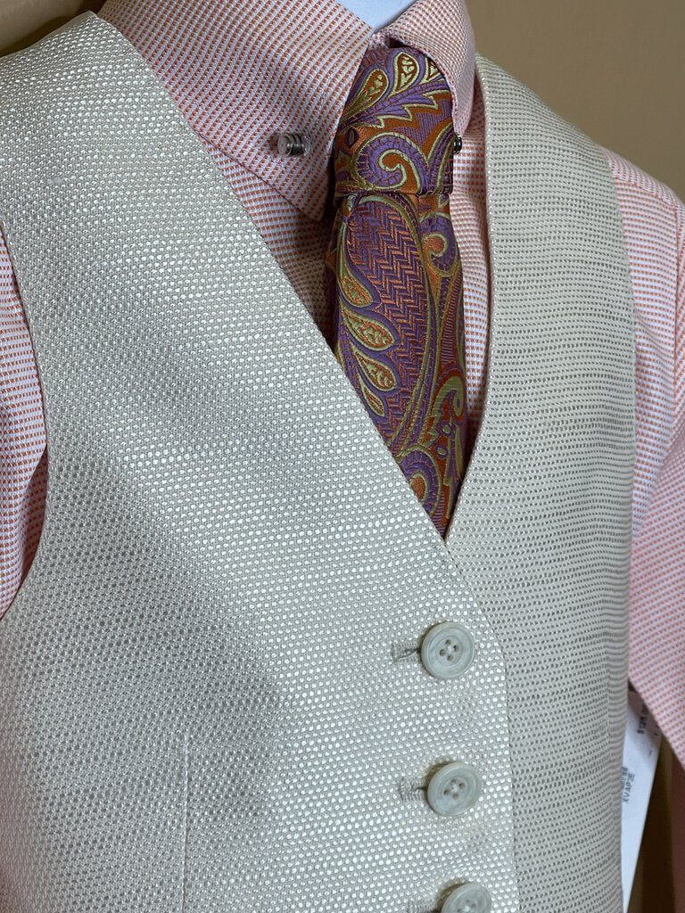 CREAM PATTERN VEST
