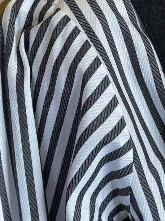 BLACK AND WHITE STRIPE SHIRT WELL SUITED APPAREL