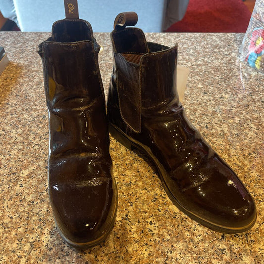 BROWN PATENT OVATION SIZE 7.5