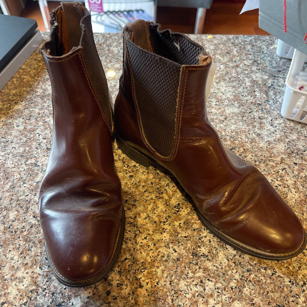 BOOTS BROWN SIZE 5