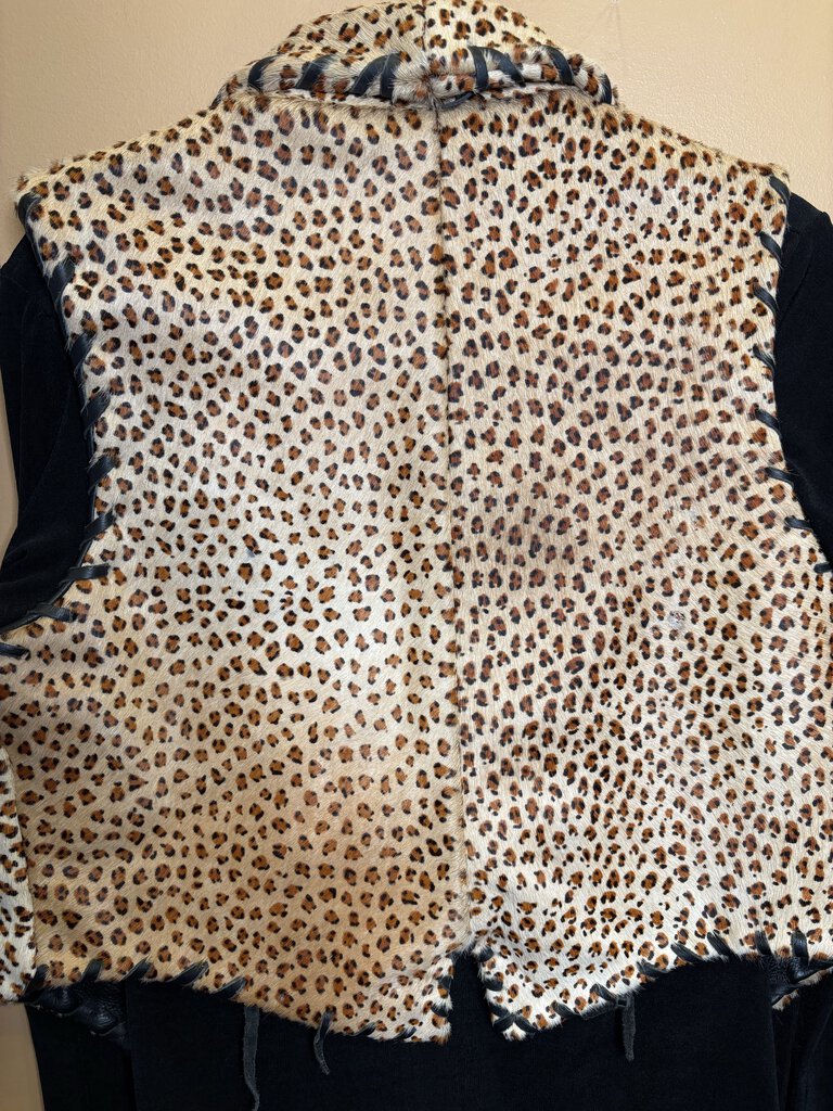CHEETAH VEST WITH MATCHING ACCESSORIES SHOW SEASONS