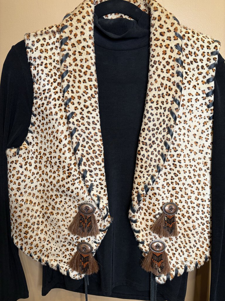 CHEETAH VEST WITH MATCHING ACCESSORIES SHOW SEASONS