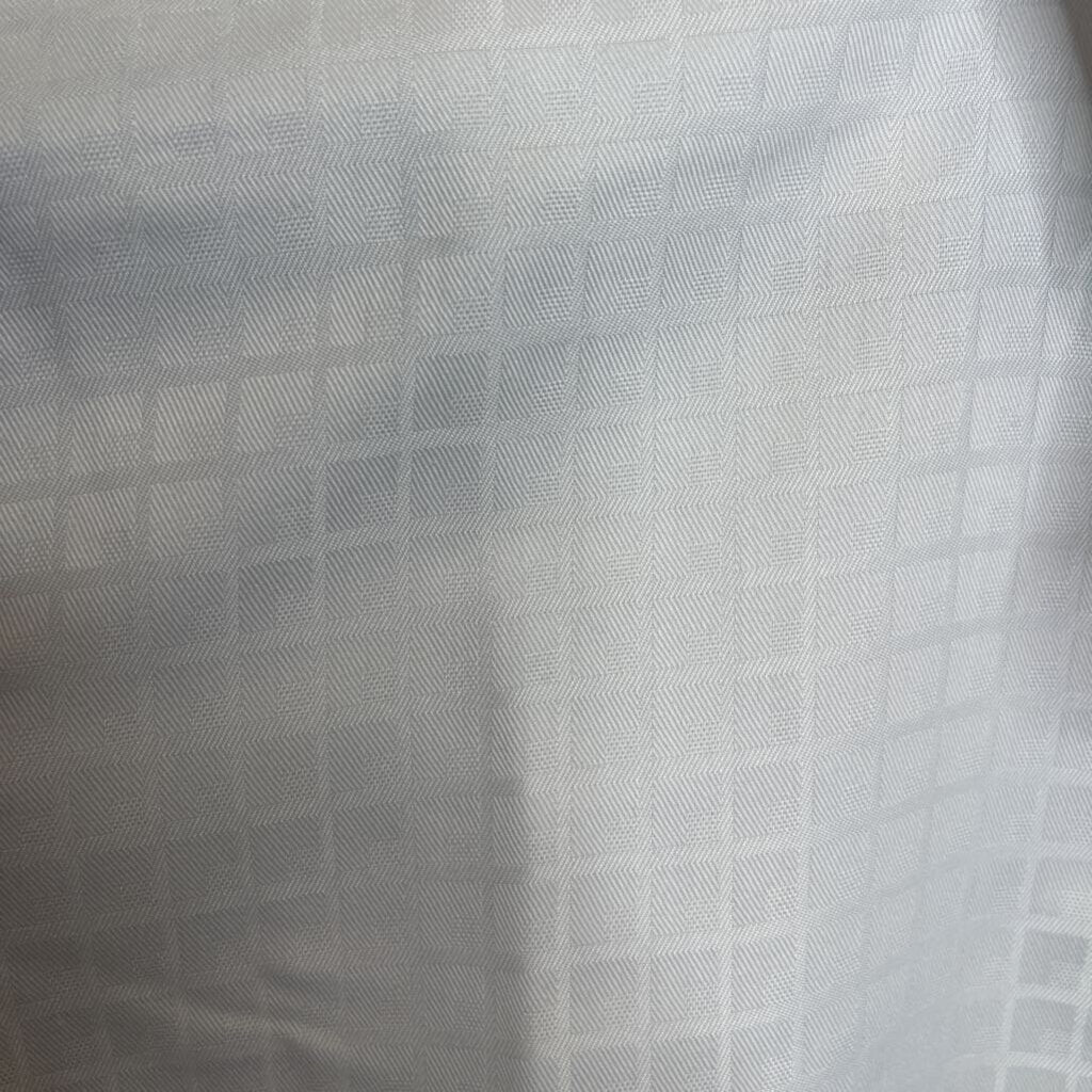 WHITE PATTERN ELLIE MAY SHIRT