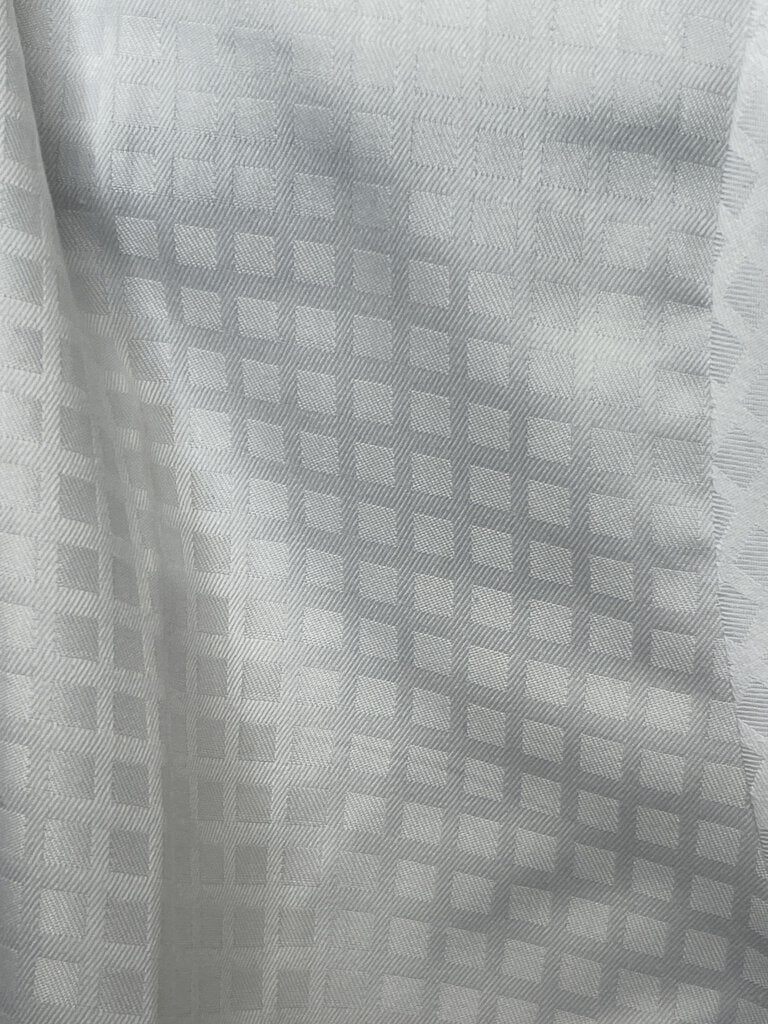 WHITE PATTERN ELLIE MAY SHIRT