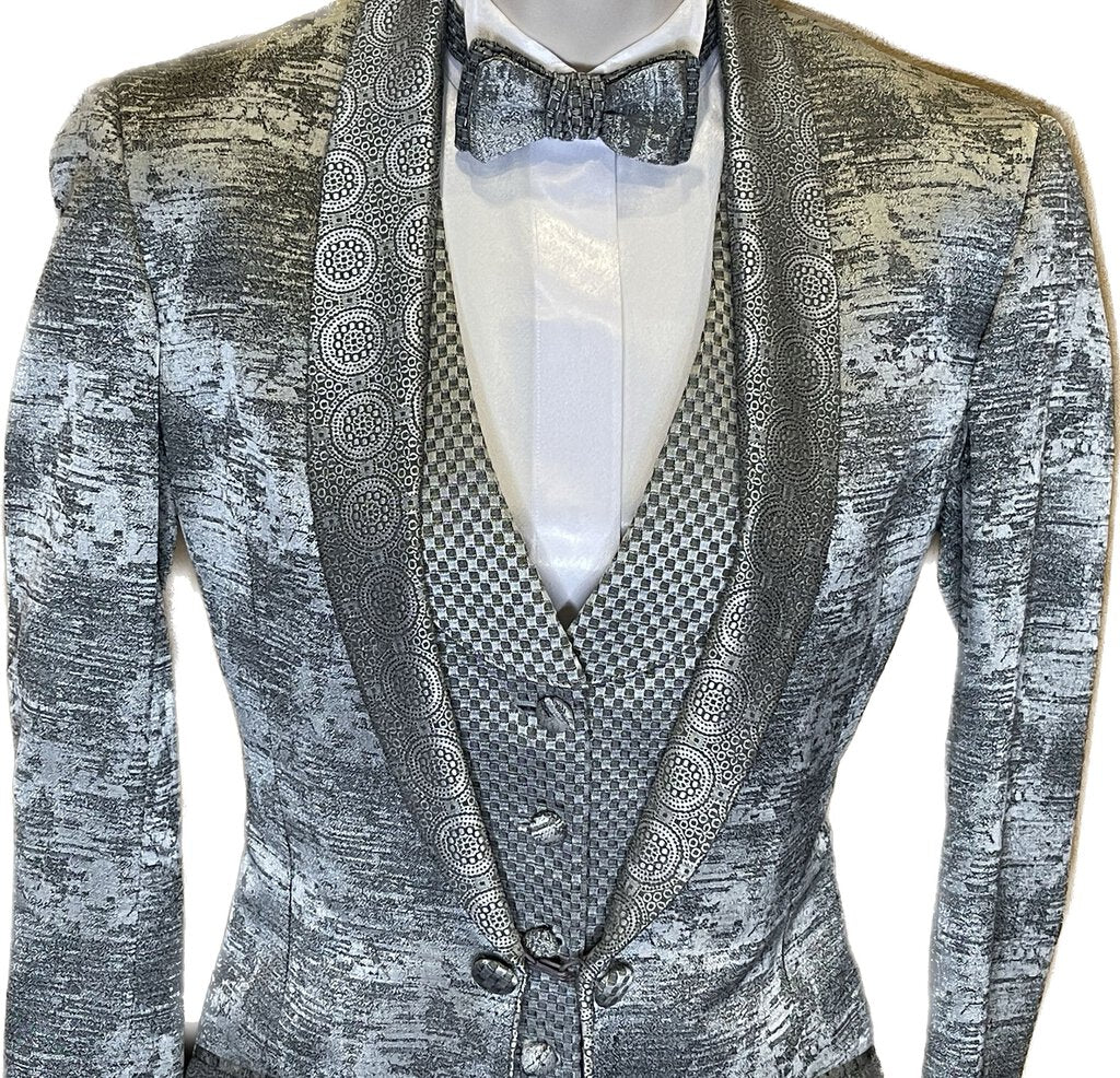 SILVER FORMAL VEST WITH 2 BOW TIES DEREGNAUCOURT
