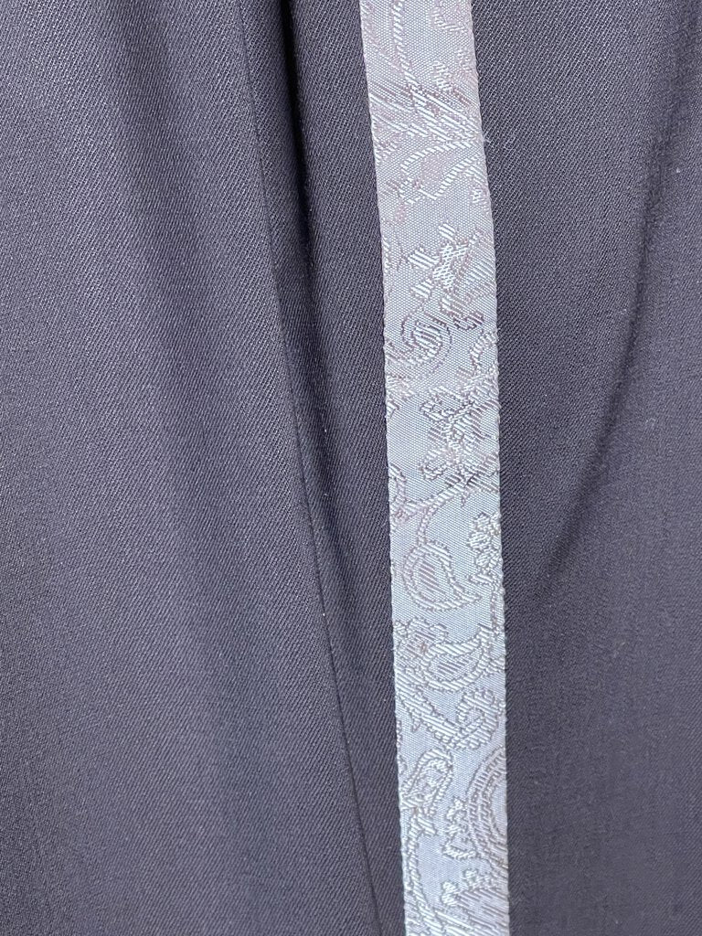 TAUPE PAISLEY DAY COAT WITH MATCHING JODS VEST AND SHIRT