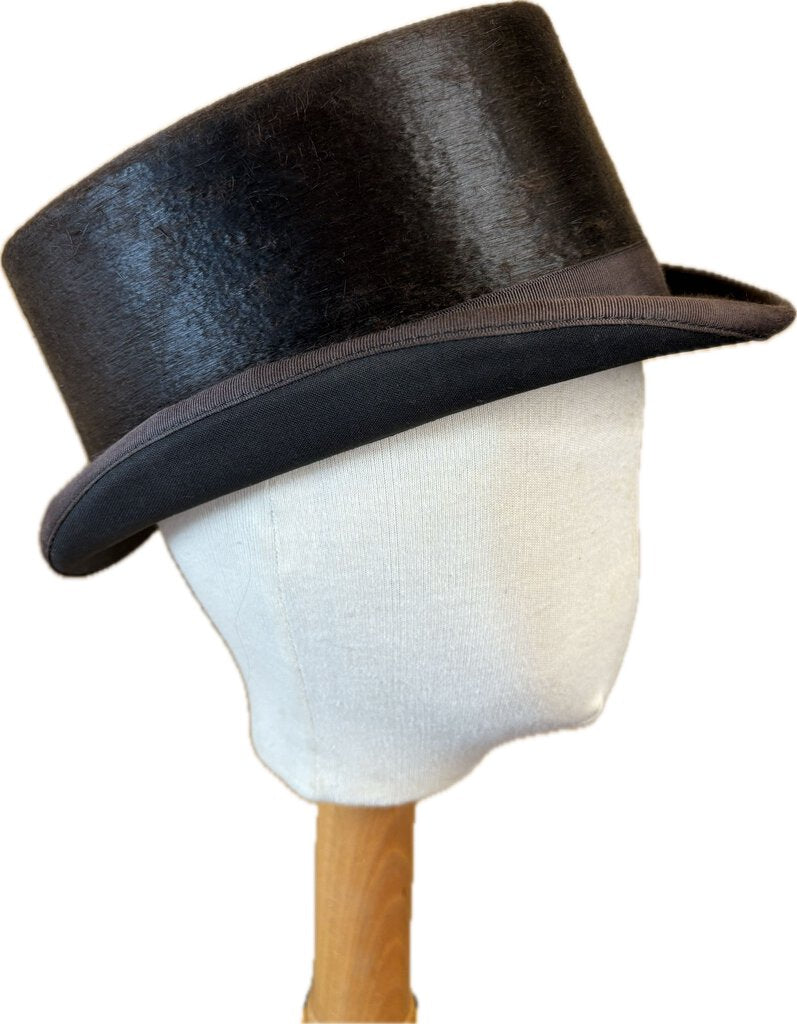 BROWN TOP HAT 7