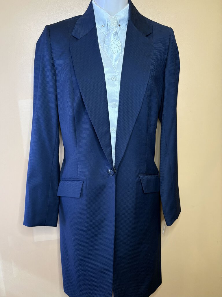 NAVY DASH PATTERN BETTY BERDINE DAY SUIT