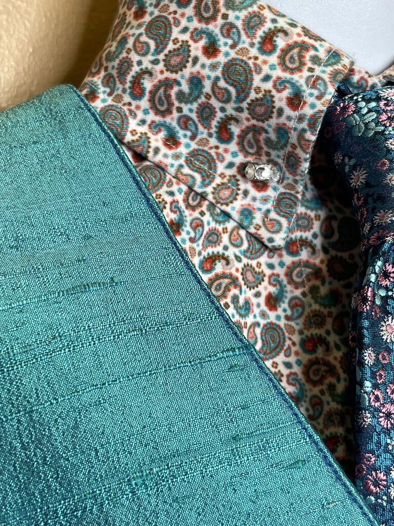 GREEN AND PINK PAISLEY ELLIE MAY SHIRT