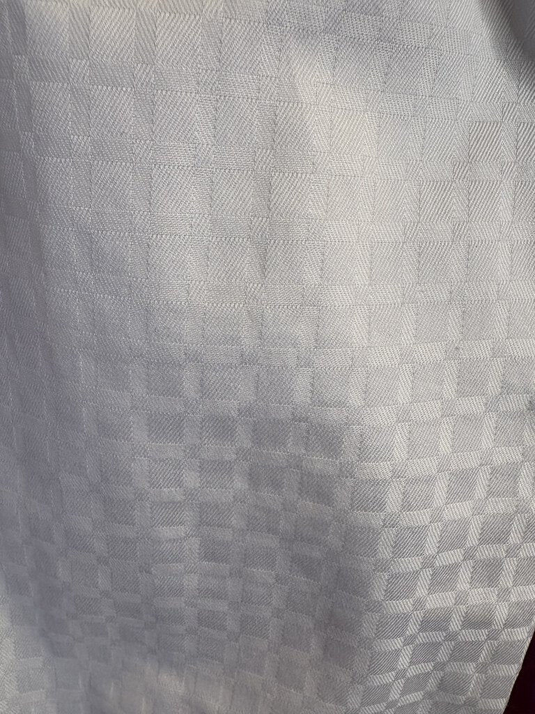 WHITE PATTERN CHAVEZ SHIRT