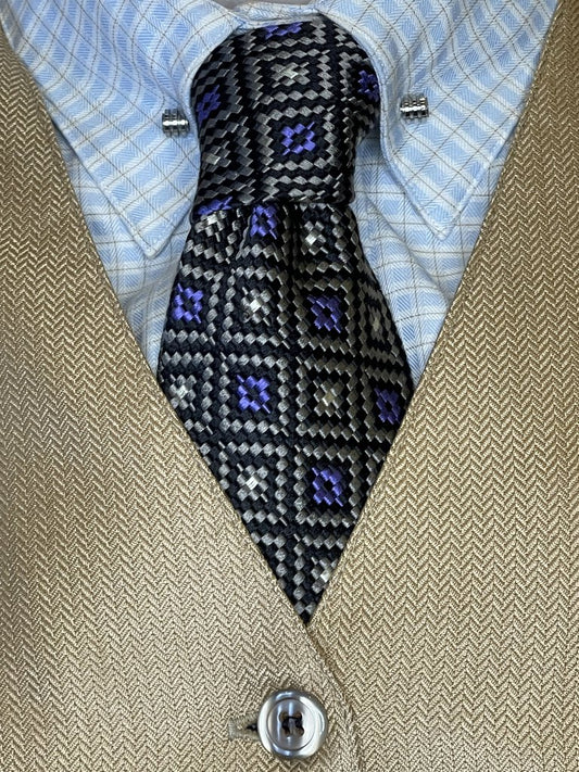 PURPLE AND GRAY PATTERN