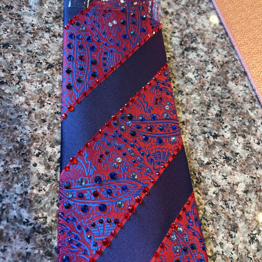 RED AND BLUE PAISLEY BLING TIE