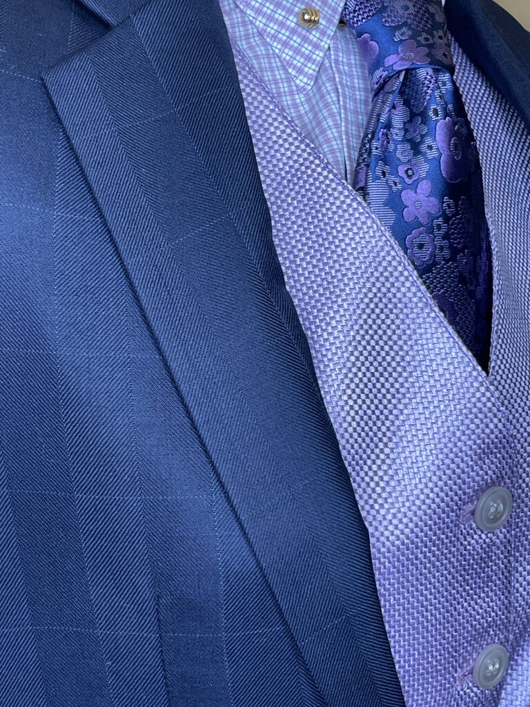 NAVY WITH WINDOWPANE DEREGNAUCOURT DAY SUIT