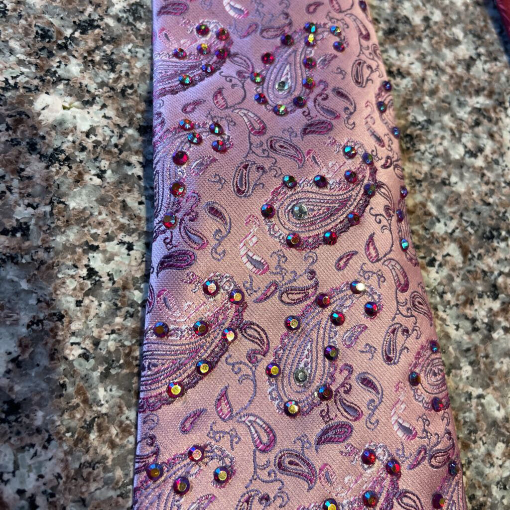 PINK PAISLEY BLING