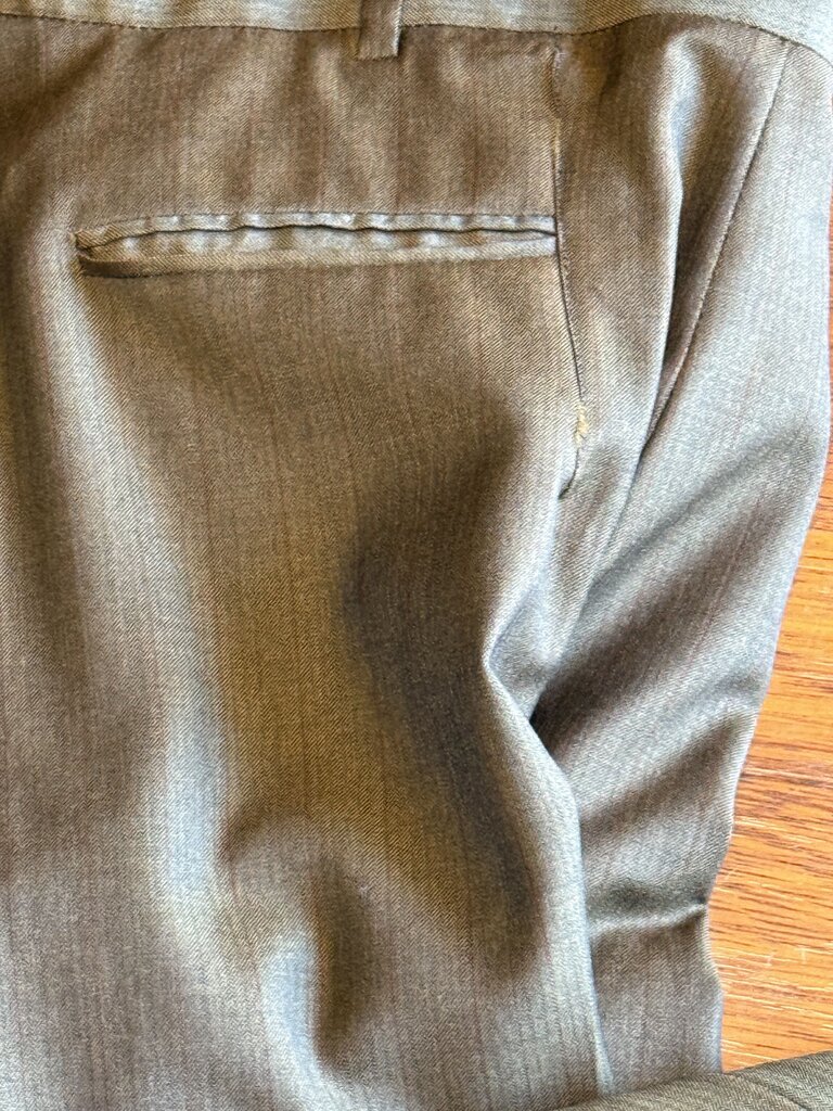 BROWN MARSHA DEARRIAGA SUIT WITH 2 PAIR OF JODS