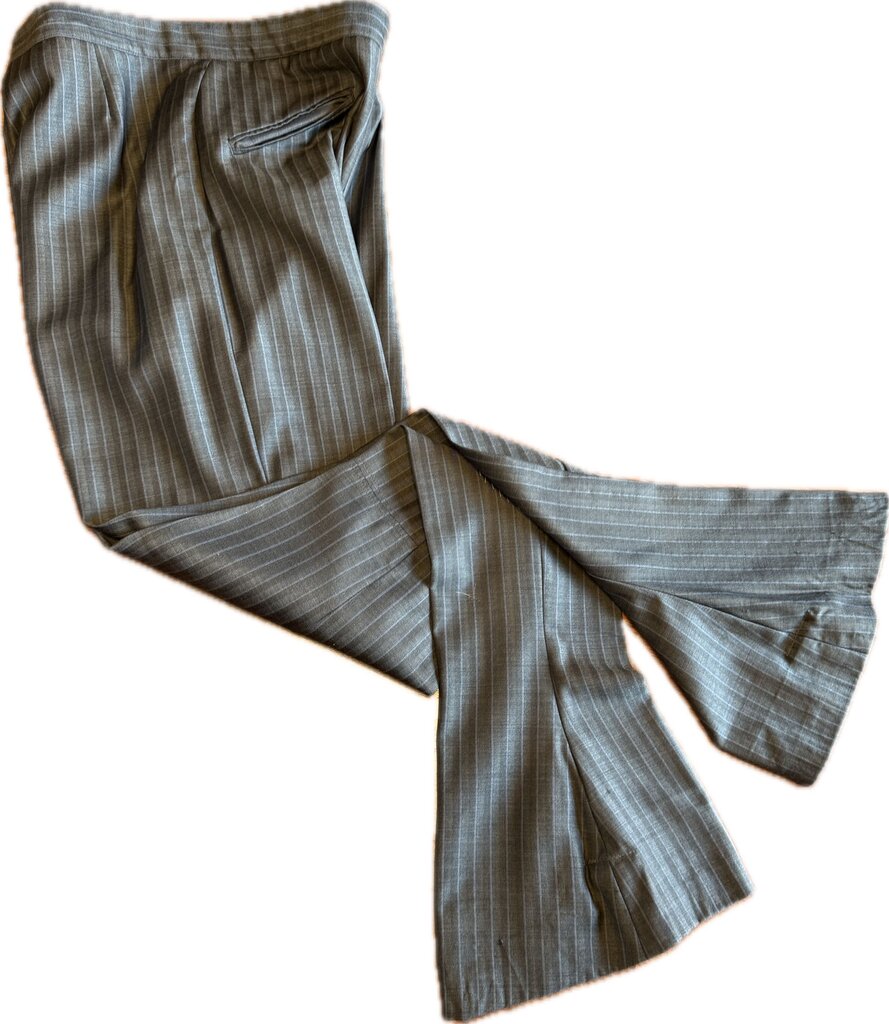 GRAY WITH BLUE STRIPE B.BROTHERS DAY SUIT