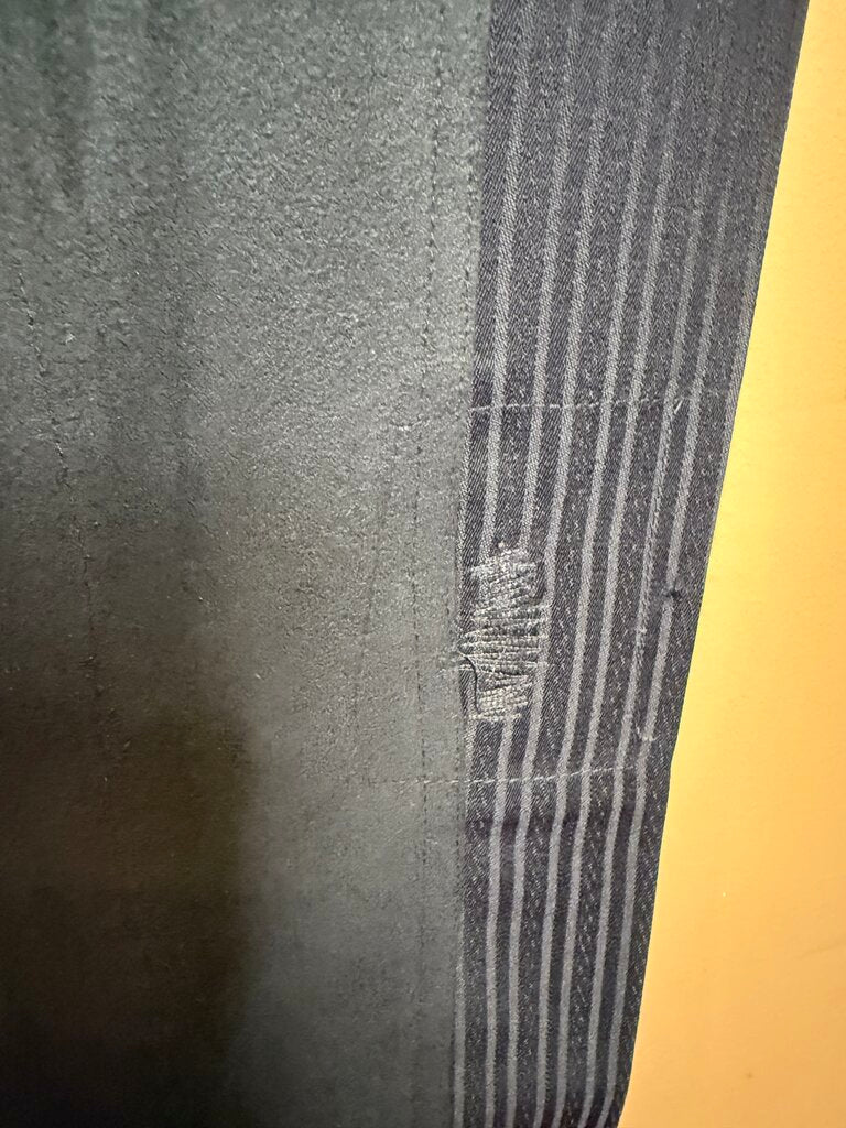 BLACK TONE ON TONE DEREGNAUCOURT FORMAL