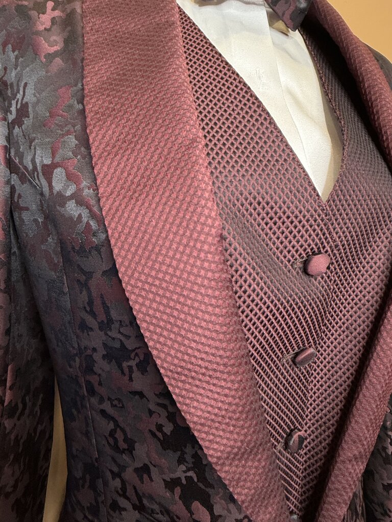 MAROON DIAMOND PATTERN VEST AND MATCHING BOW TIE DEREGNAUCOURT
