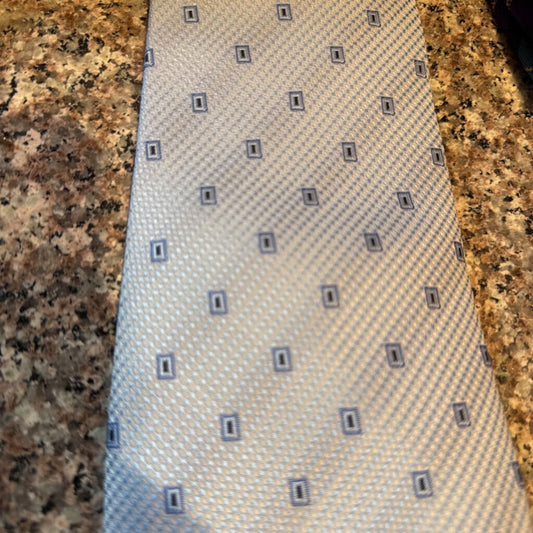 BLUE WITH RECTANGLES TIE
