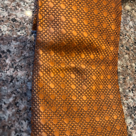 ORANGE PATTERN TIE