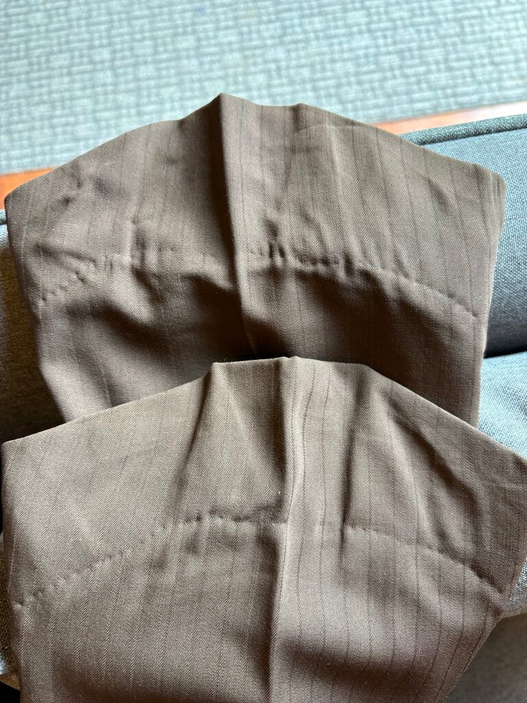 MEN'S BROWN PINSTRIPE SHOW SEASONS DAY SUIT