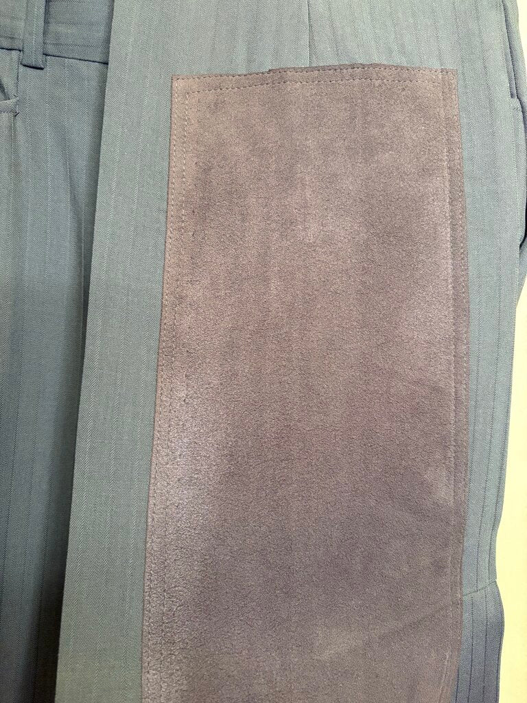 MEN'S BROWN PINSTRIPE SHOW SEASONS DAY SUIT