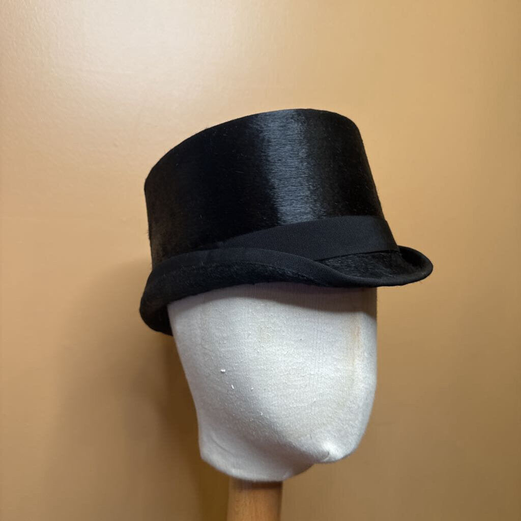 BLACK TOP HAT SIZE 7