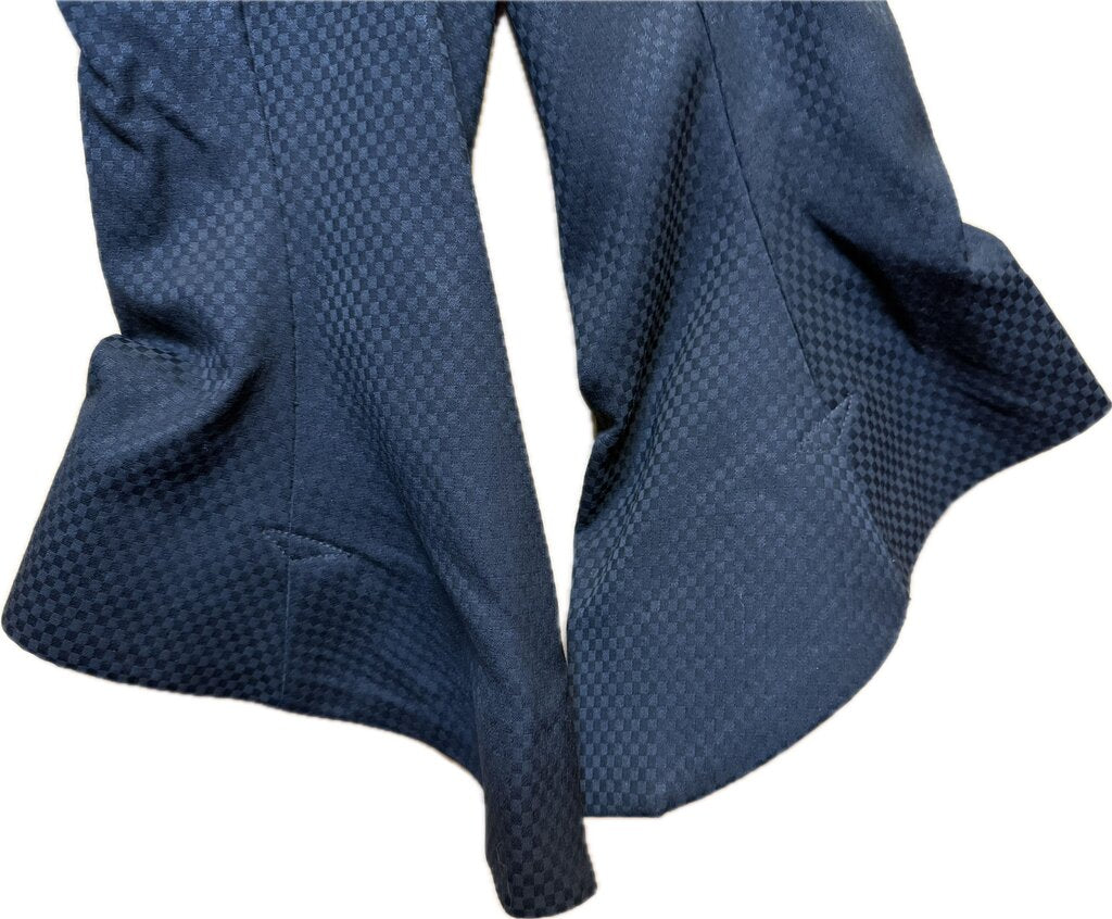 BLACK SQUARE PATTERN CM FORMAL