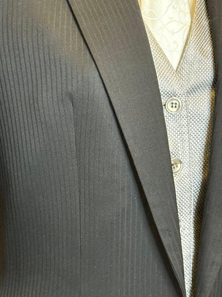 BLACK TONE ON TONE STRIPE BBROS DAY SUIT