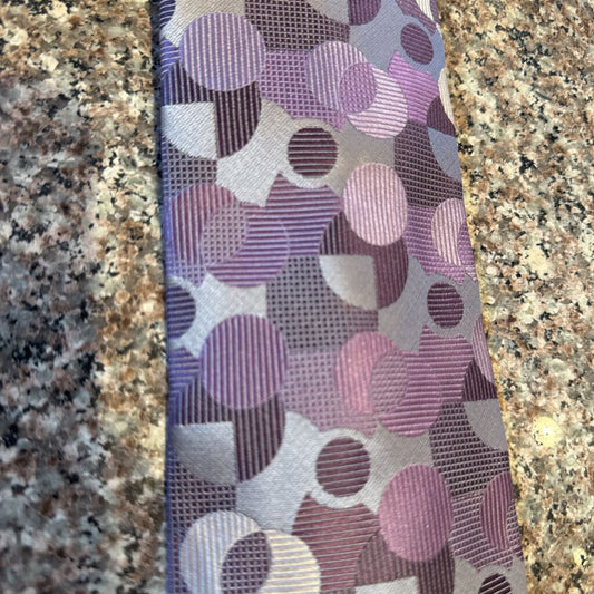 PURPLE CIRCLES TIE