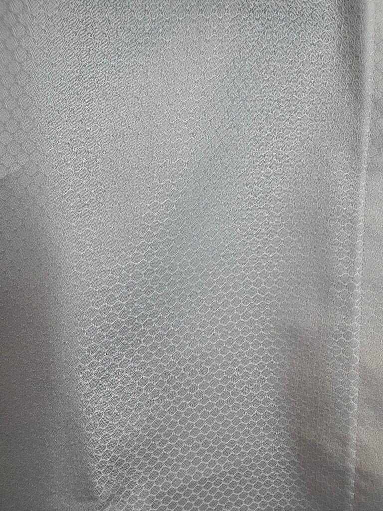 WHITE PATTERN FORMAL BETTY BERDINE SHIRT