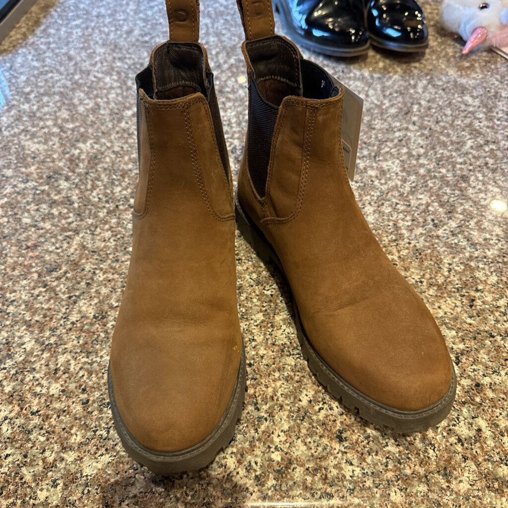 BROWN DUBLIN BOOT SIZE 8