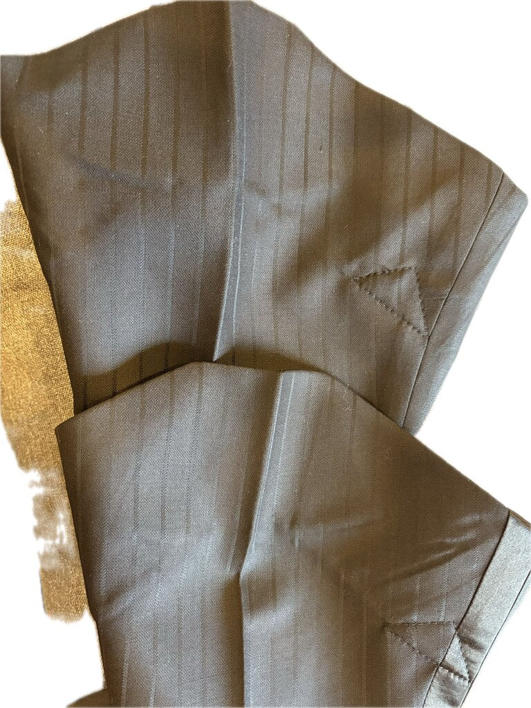 BRAND-NEW BLACK PINSTRIPE BETTY BERDINE FORMAL