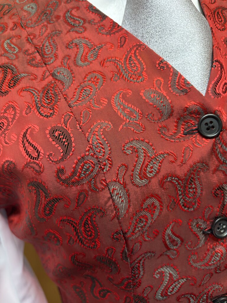 RED PAISLEY VEST