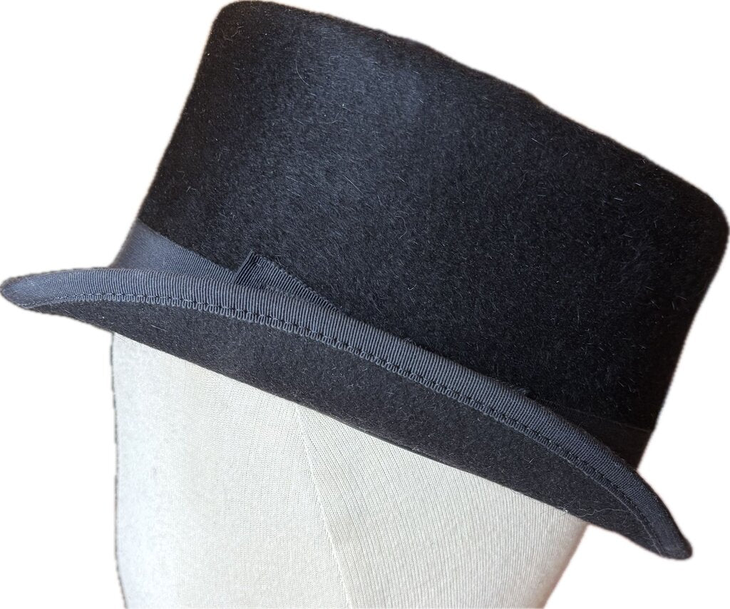 BLACK TOP HAT 6 7/8