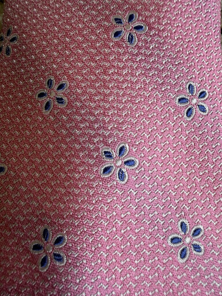 PINK BLUE FLOWER TIE
