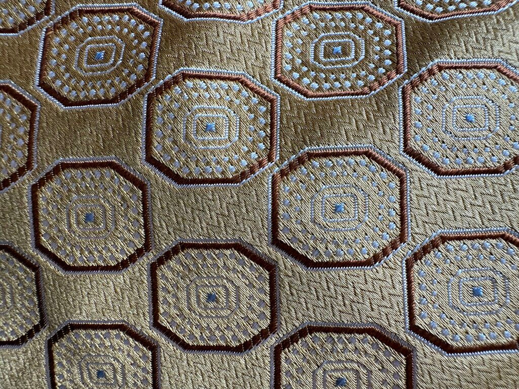 GOLD PATTERN IKE BEHAR TIE
