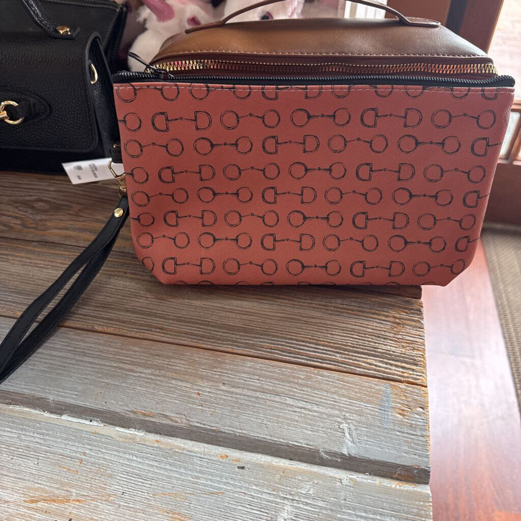 SMALL VINTAGE SNAFFLE ACCESSORY BAG WITH WRISTLET