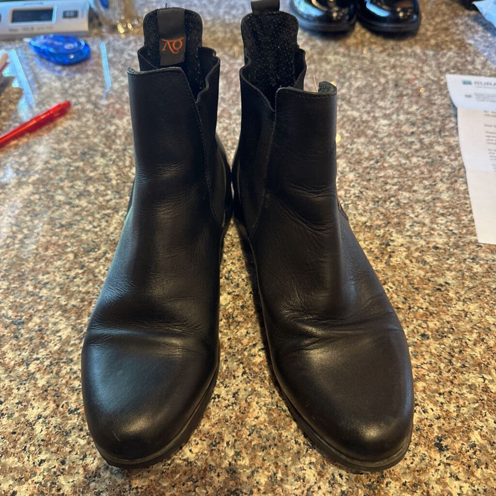 OVATION LEATHER BOOT 6.5