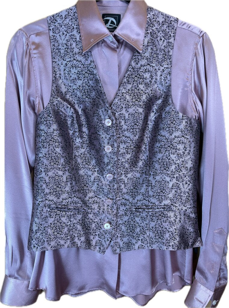 DUSTY ROSE SILK SHIRT WITH MATCHING BROCADE VEST DEREGNAUCOURT