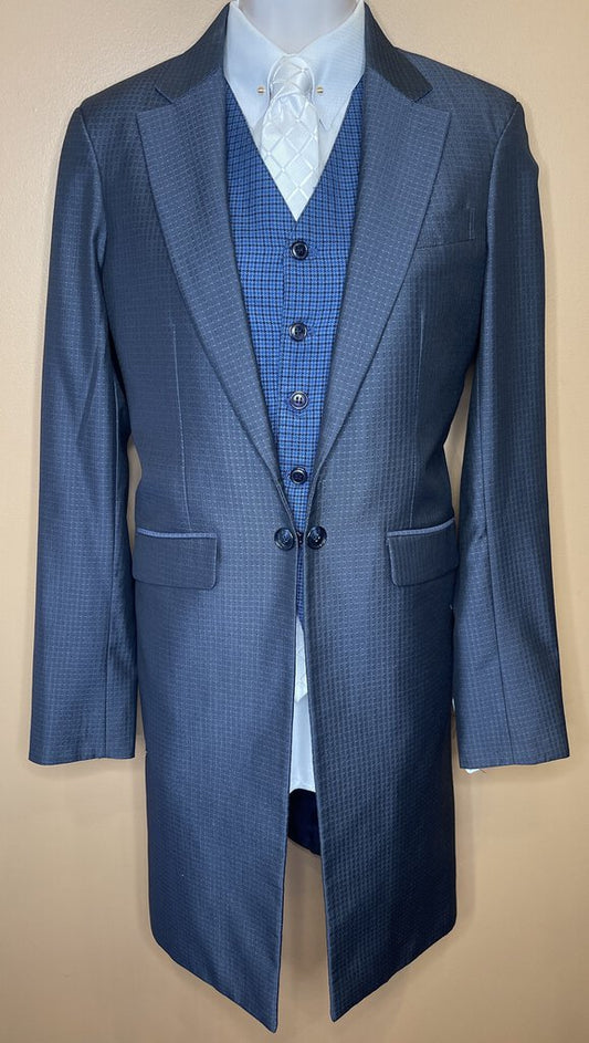 BLUE PATTERN DAY SUIT WITH INFORMAL AND FORMAL JODS BY VICTORS