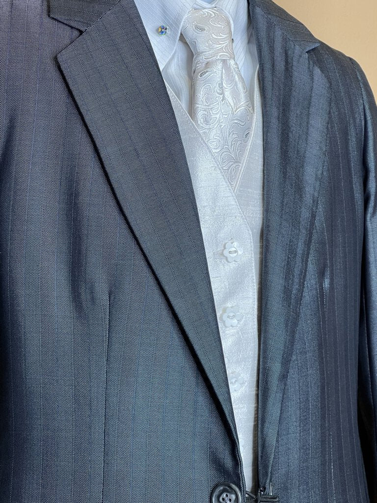 BLUE/GRAY WITH STRIPE BECKER BROTHERS DAY SUIT