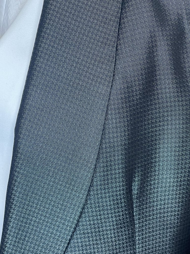 CHARCOAL GRAY SHEEN HOUNDSTOOTH BECKER BROTHERS DAY COAT