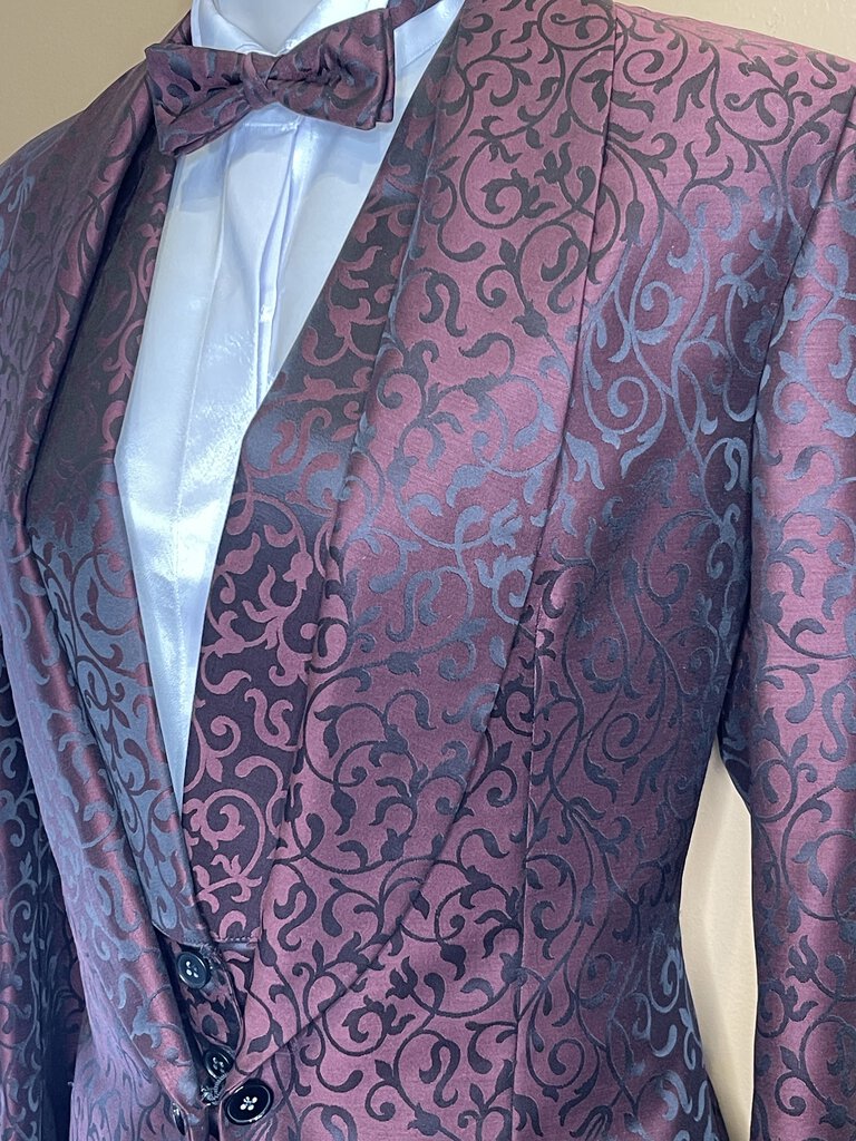 BURGUNDY WITH BLACK PATTERN BECKER BROTHERS DAY COAT