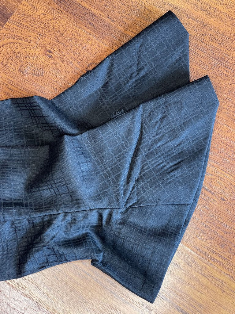 BLACK BOX PATTERN BECKER BROTHERS DAY SUIT