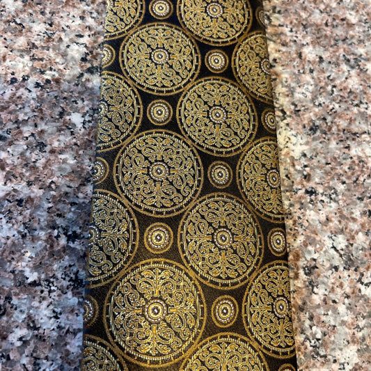 BROWN CIRCLES TIE