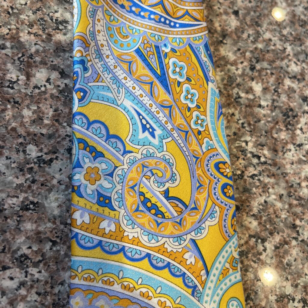 YELLOW AND BLUE PAISLEY TIE