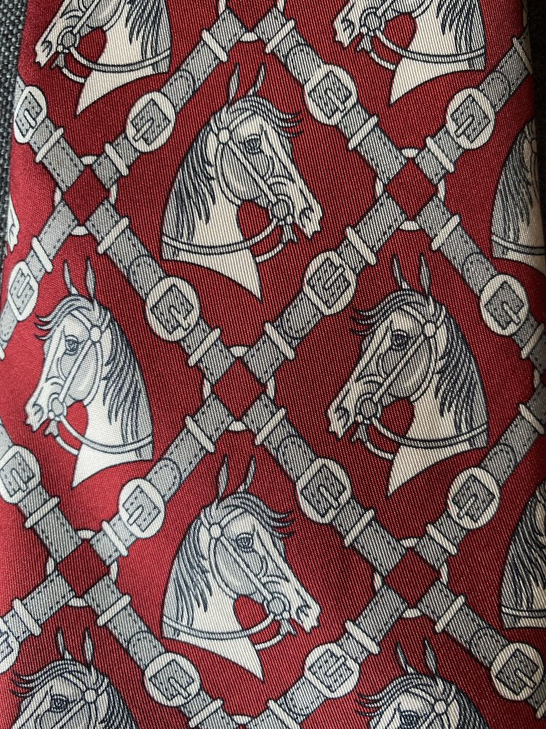 TIE RED WITH HORSES